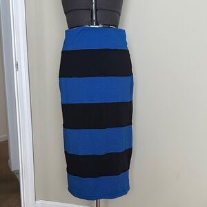 Lululemon Striped Blue and Black Women's Skirt